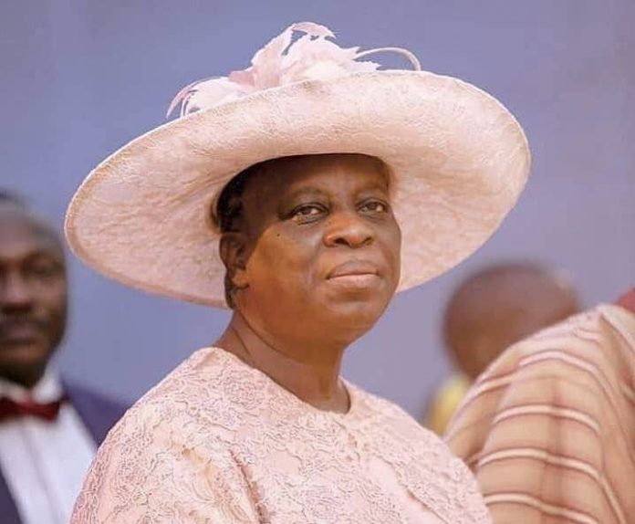 I threw my expensive gold jewelry into lagoon when I became born-again – Pastor Adeboye’s wife I threw my expensive gold jewelry into lagoon when I became born-again – Pastor Adeboye’s wife