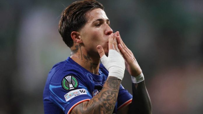 Fernandez punished over comments as Rosenior draws line on Chelsea discipline Chelsea drop Enzo Fernandez from ext two matches after the Argentine's recent comments.