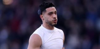 Emotional Raúl Jiménez dedicates goal to late dad, extends perfect penalty record Mexican striker Raúl Jiménez dedicates goal to late father.