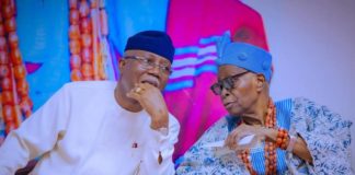 Tinubu, Aiyedatiwa celebrate Olu Falae at autobiography launch Tinubu and Governor Lucky Aiyedatiwa celebrates the Oluabo of Ilu-Abo, Oba Olu Falae