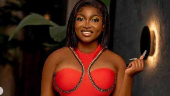 Please don’t let me start from scratch – Papaya Ex offers ₦700K reward for missing iPhone Please don’t let me start from scratch – Papaya Ex offers ₦700K reward for missing iPhone