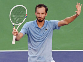 Medvedev stuns Alcaraz in Indian Wells.