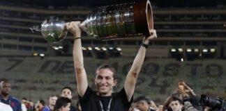 Flamengo part ways with Filipe Luis despite dominant 8-0 victory Felipe Luis won the Copa Libertadores as both a player and a coach.