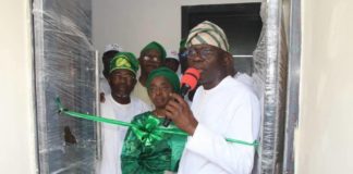 Sanwo-Olu opens new community centre in Lagos Island Governor Babajide Sanwo-Olu