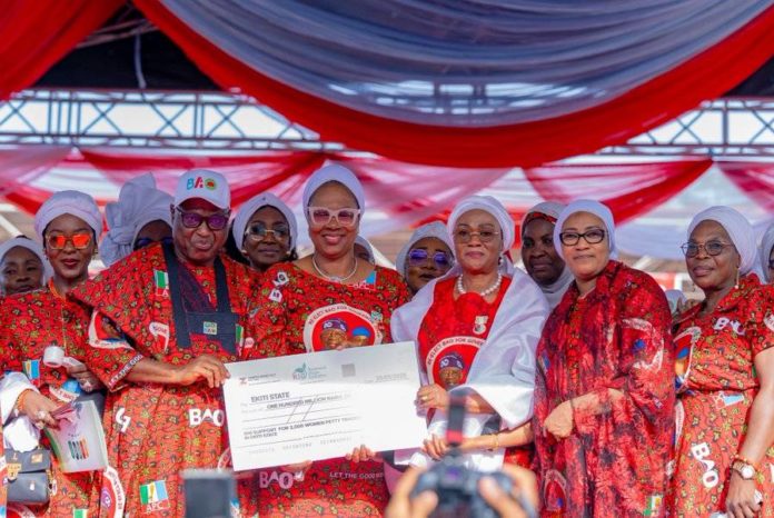 โForeign powers are assisting usโ โ Oluremi Tinubu reveals classified security support Oluremi Tinubu during her visit to Ekiti State for Governor Biodun Oyebanji campaign for second term