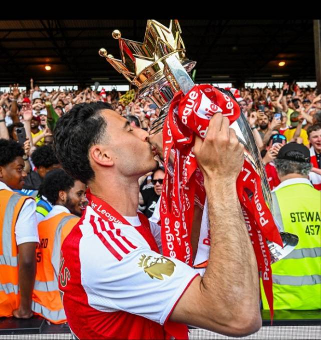 Martinelli reflects on Arsenalโs long-awaited Premier League glory Martinelli reflects on Arsenalโs long-awaited Premier League glory