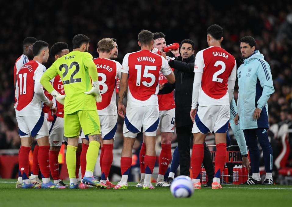arsenal fc v fulham fc premier league 7 1