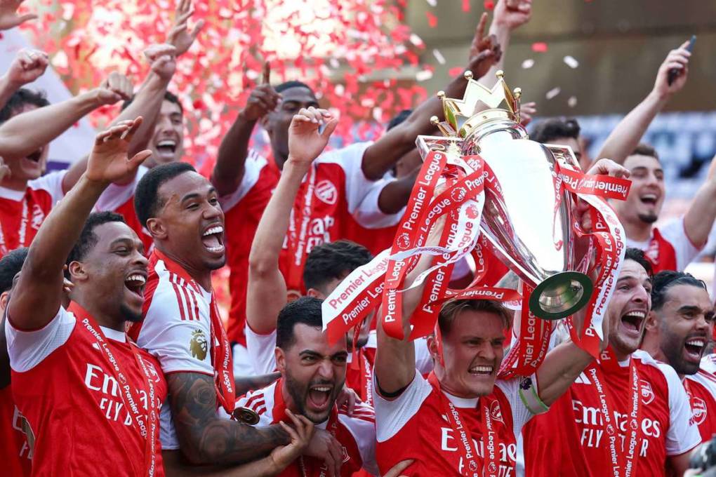 bbd871c8-0fbb-4614-9f8e-549bfdf0e7b1 Highly decorated ex-footballer Kanu Nwankwo backs Arsenal in Champions League quest