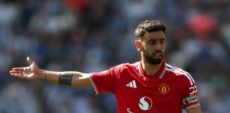 Manchester United’s Bruno Fernandes wins Player of the Month for record-breaking May Fernandes collects May POTM after assist record, goal and two Man of the Match displays