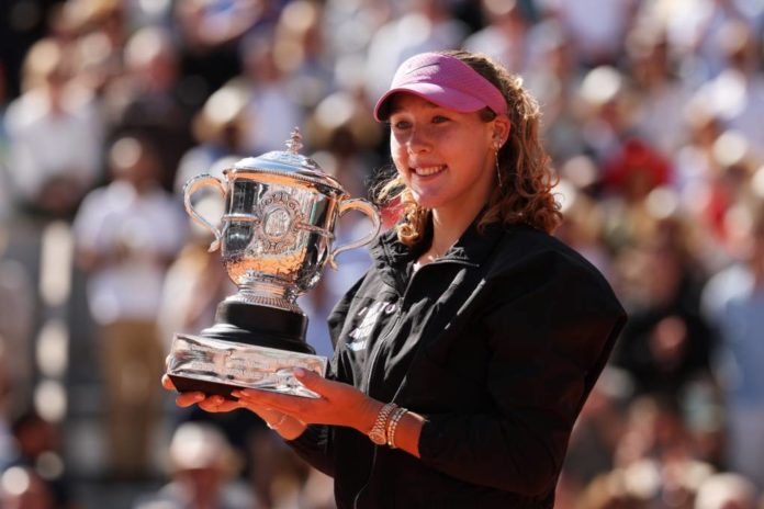 Andreeva storms to French Open glory as Chwalinska’s fairytale falls just short Mirra Andreeva, 19, wins French Open title after defeating Maja Chwalinska