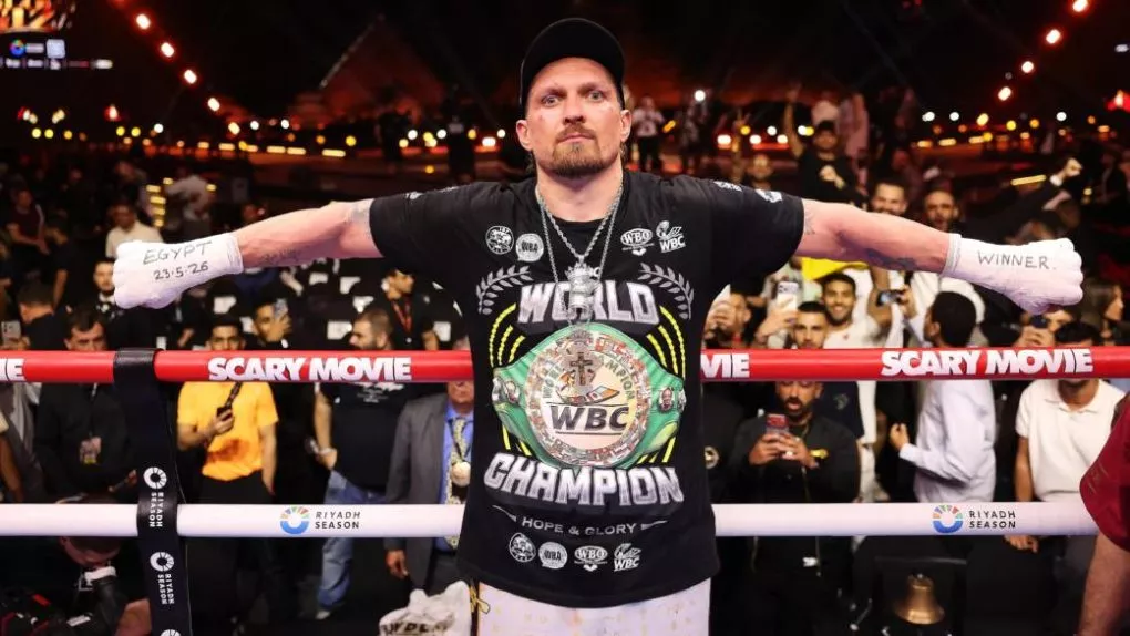 Usyk shocks boxing world by vacating heavyweight titles as final chapter beckons 1 2277375477 large cropped