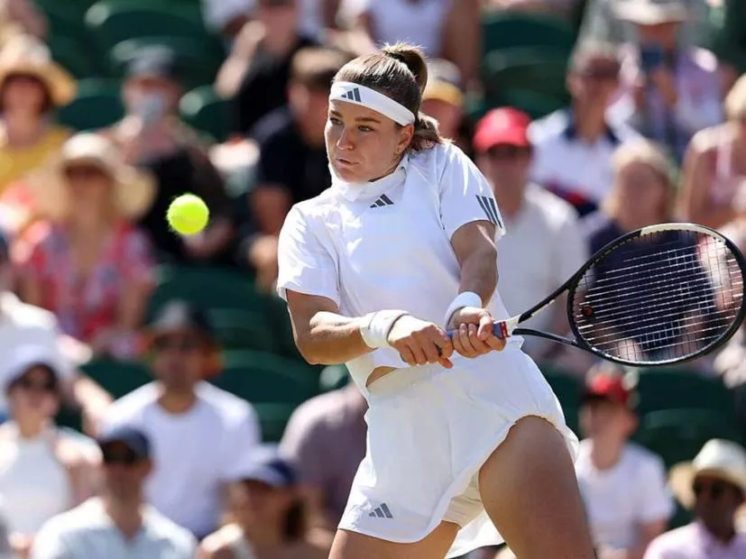 Muchova defies match point to knock out Gauff and set up all-Czech Wimbledon final 1