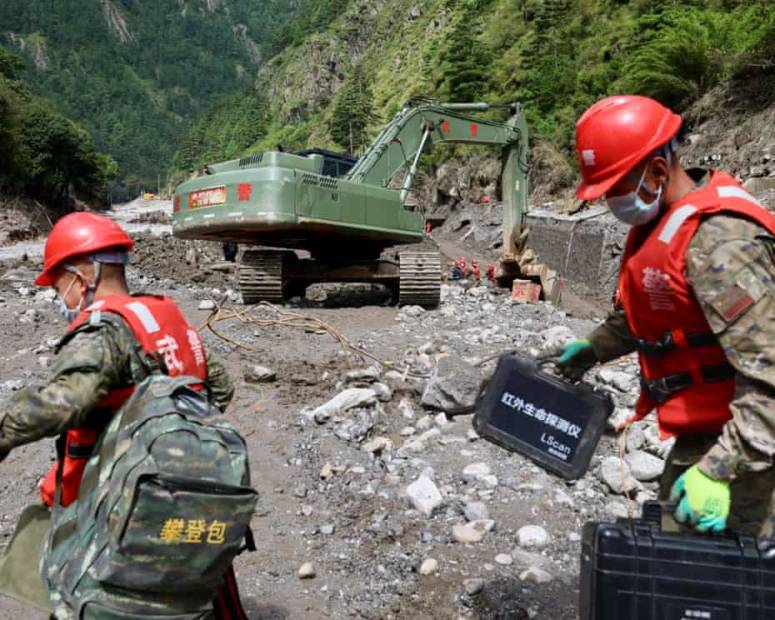Himalayan glacier collapse triggers border disaster as search continues for missing foreigners